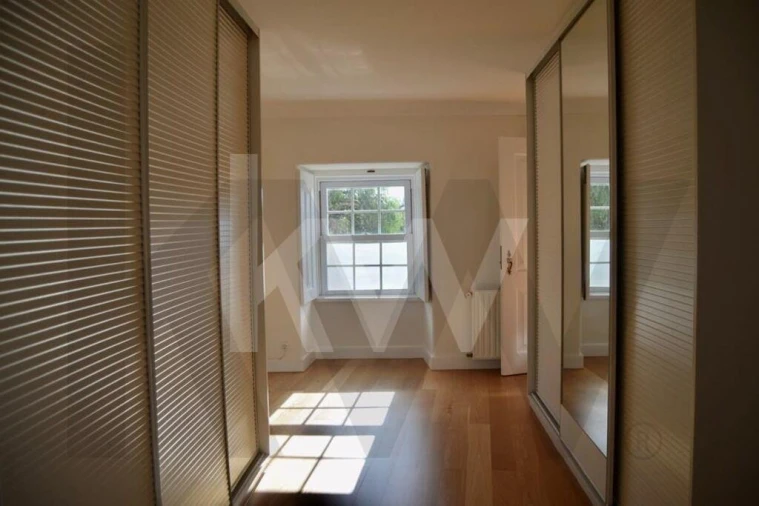 Moradia T4 para Arrendamento em Alcabideche Foto 34