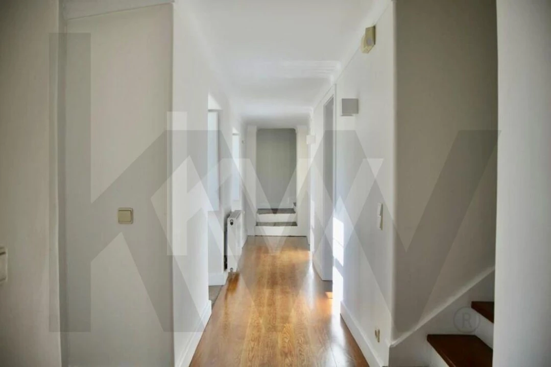 Moradia T4 para Arrendamento em Alcabideche Foto 13