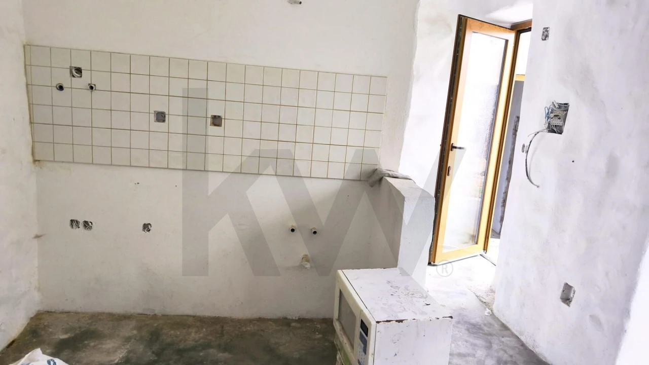 Moradia T4 para Venda em Santa Maria, São Pedro e Matacães Foto 19