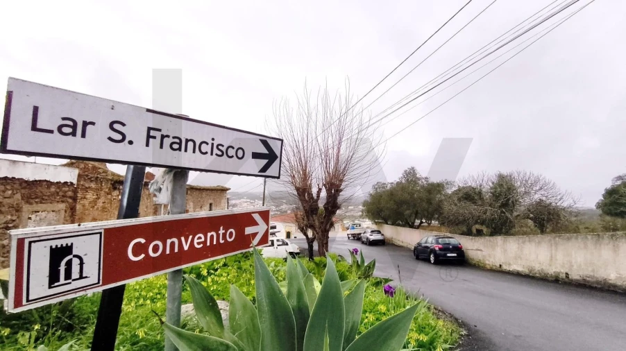 Moradia T4 para Venda em Santa Maria, São Pedro e Matacães Foto 32