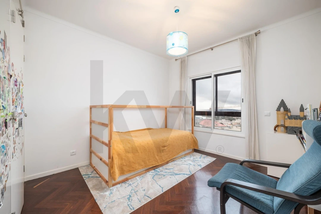 Apartamento T3 para Venda em Santo Antonio dos Olivais Foto 13