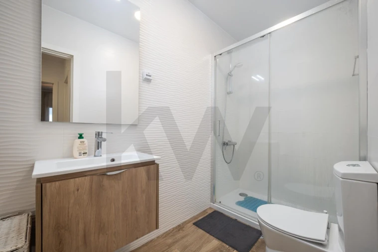 Apartamento T3 para Venda em Santo Antonio dos Olivais Foto 18