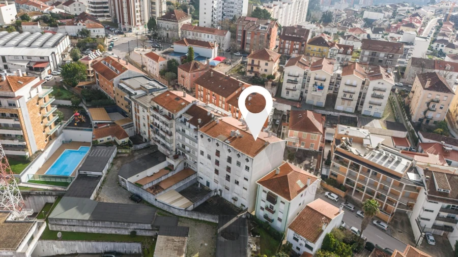 Apartamento T3 para Venda em Santo Antonio dos Olivais Foto 41