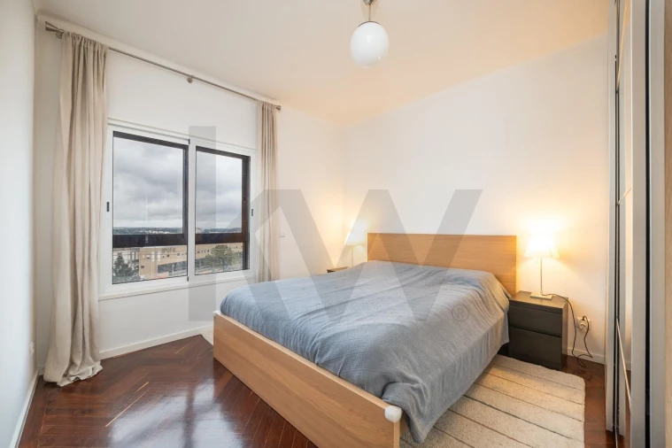 Apartamento T3 para Venda em Santo Antonio dos Olivais Foto 11