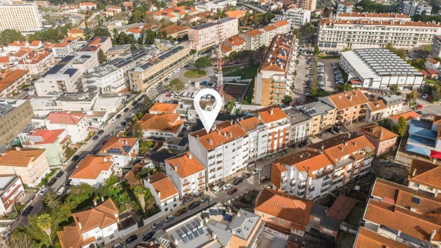 Apartamento T3 para Venda em Santo Antonio dos Olivais Foto 43