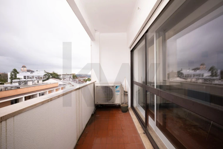 Apartamento T3 para Venda em Santo Antonio dos Olivais Foto 20