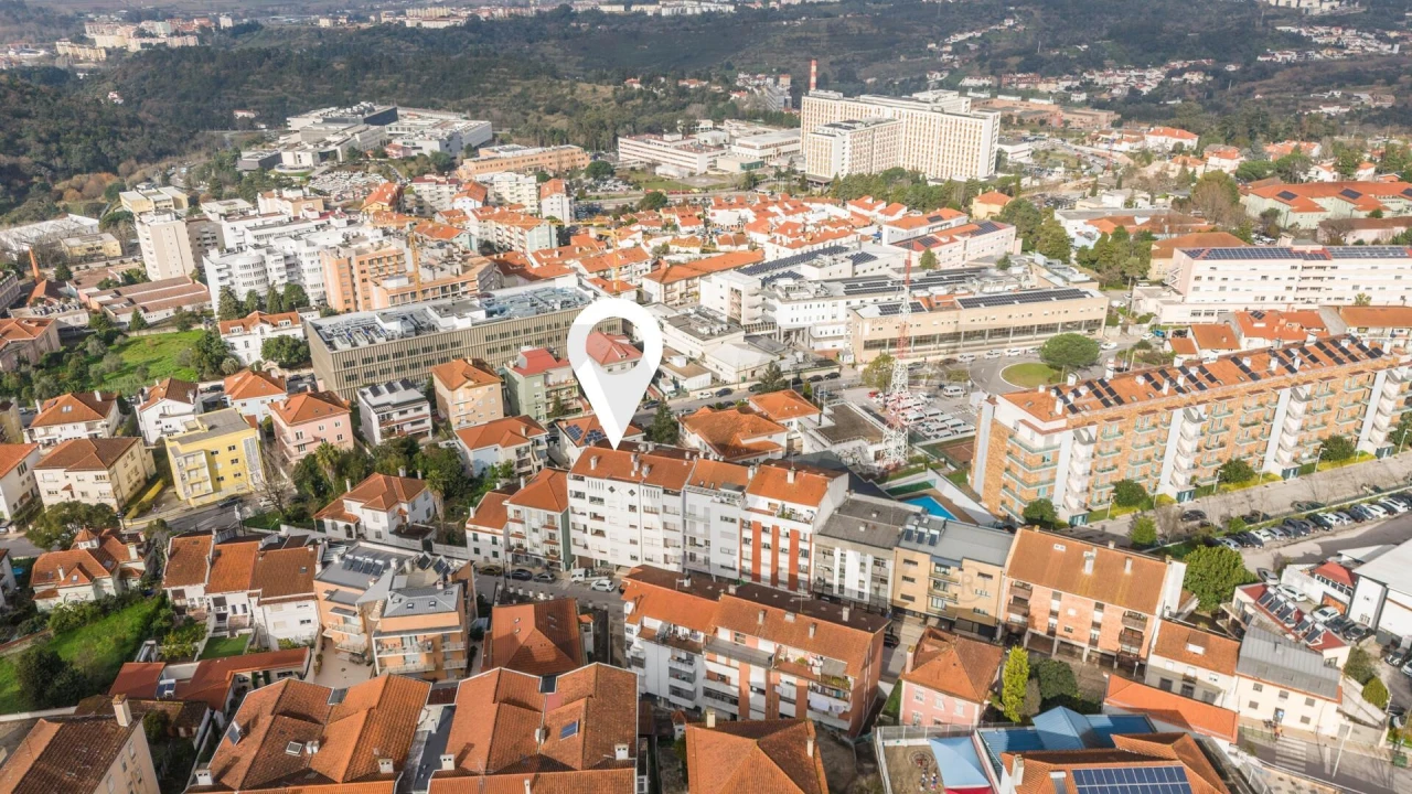 Apartamento T3 para Venda em Santo Antonio dos Olivais Foto 44
