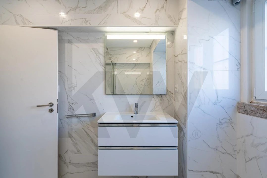 Apartamento T1 para Arrendamento em Arroios Foto 15