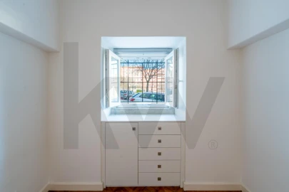 Apartamento T1 para Arrendamento em Arroios