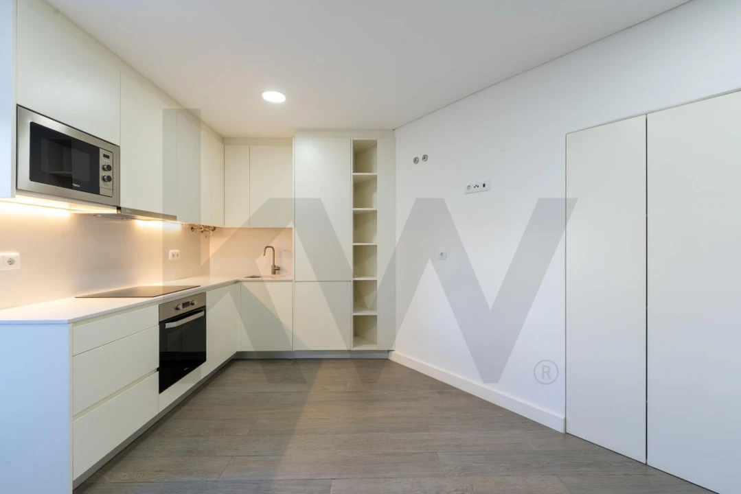 Apartamento T1 para Arrendamento em Arroios Foto 4