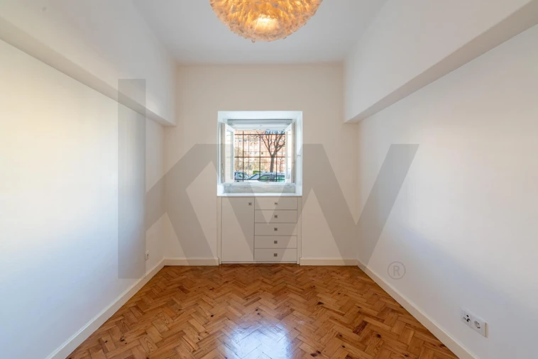 Apartamento T1 para Arrendamento em Arroios Foto 19