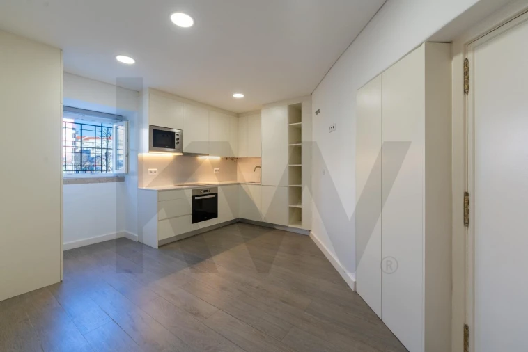 Apartamento T1 para Arrendamento em Arroios Foto 4