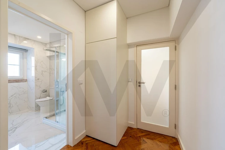 Apartamento T1 para Arrendamento em Arroios Foto 11