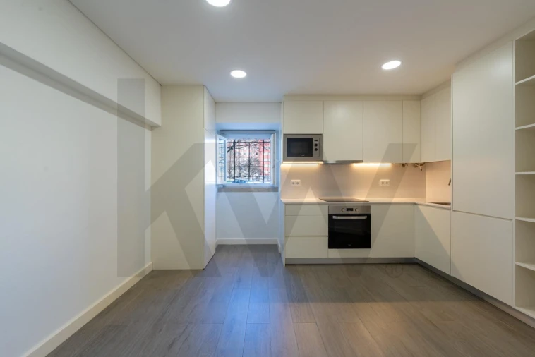 Apartamento T1 para Arrendamento em Arroios Foto 3