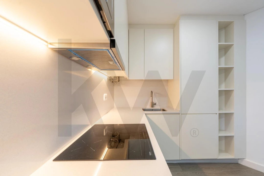 Apartamento T1 para Arrendamento em Arroios Foto 6