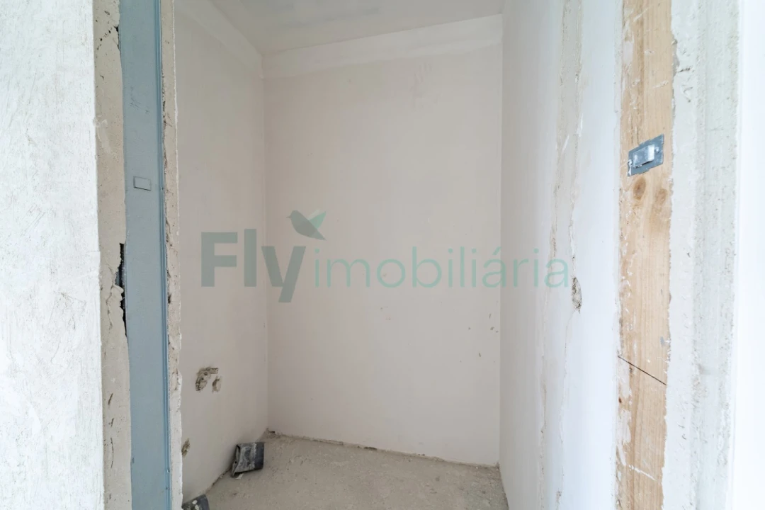 Apartamento T2 para Venda em Bonfim Foto 14