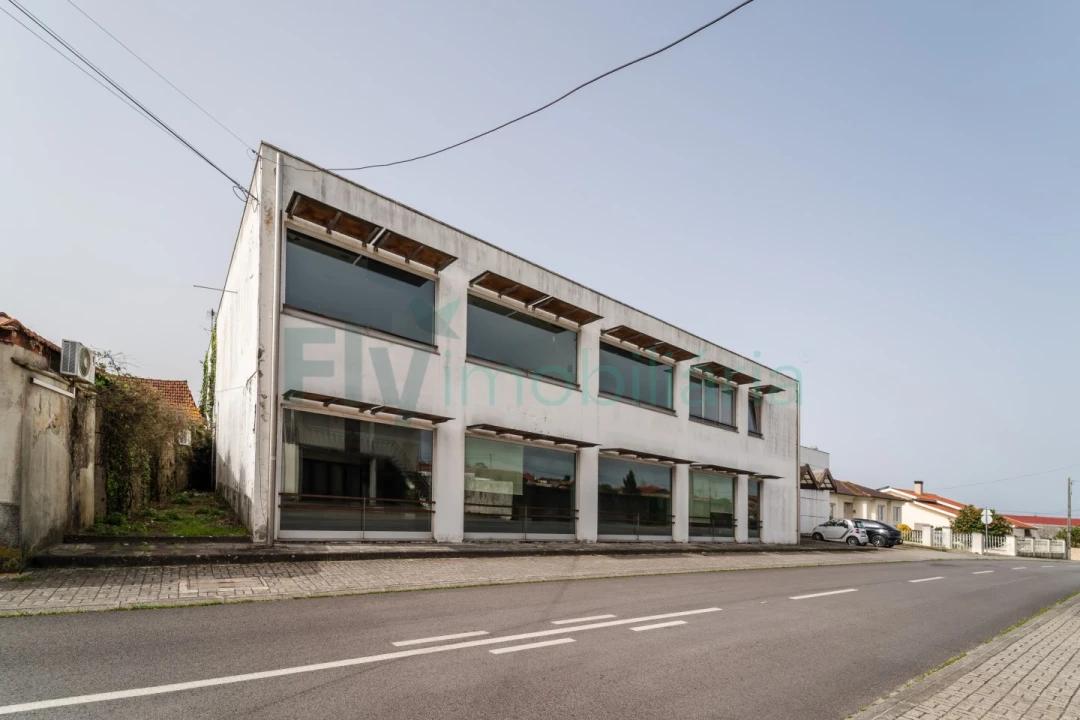 Armazém para Venda em Febres Foto 4