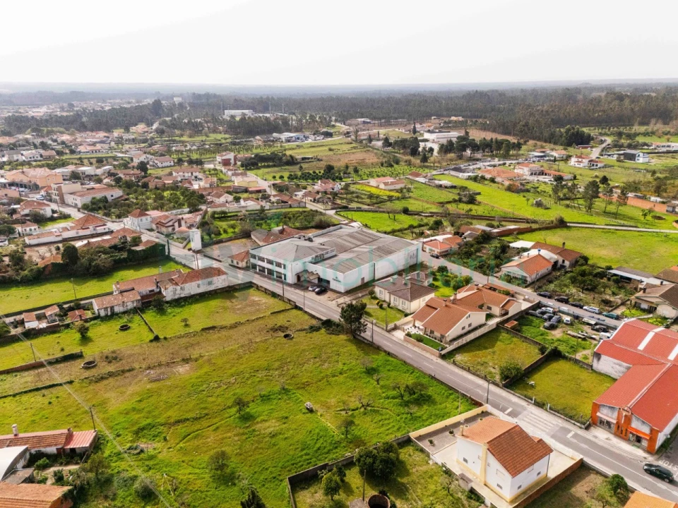 Armazém para Venda em Febres Foto 43