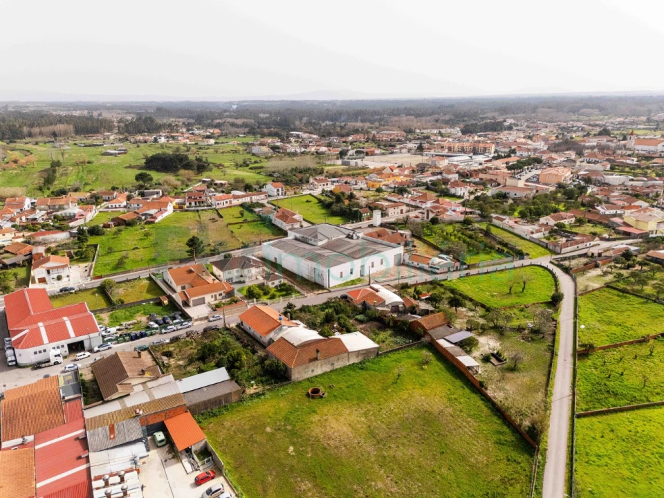 Armazém para Venda em Febres Foto 50