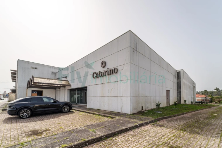 Armazém para Venda em Febres Foto 2