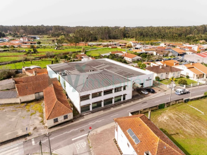 Armazém para Venda em Febres Foto 34