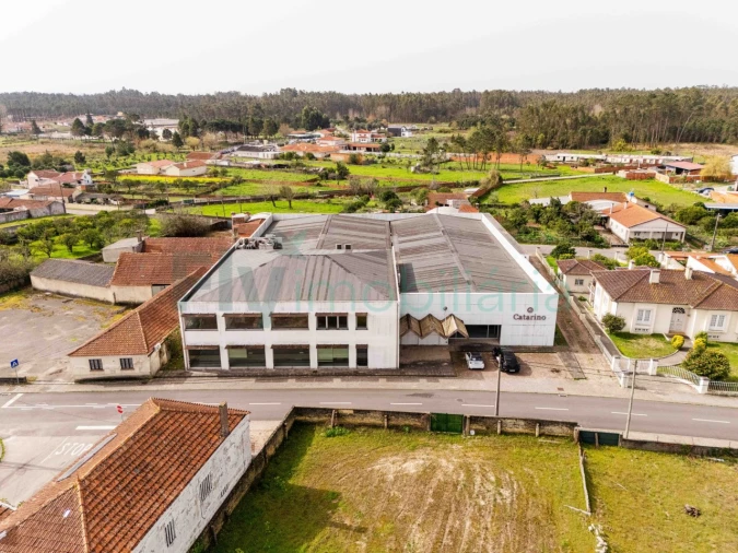 Armazém para Venda em Febres Foto 35
