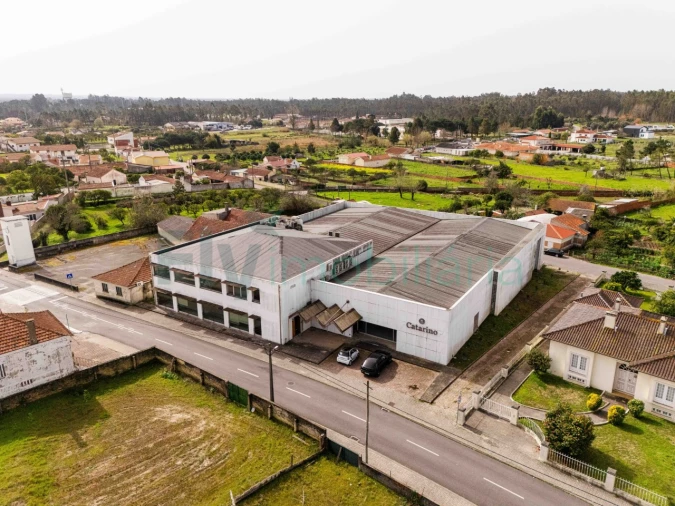 Armazém para Venda em Febres Foto 36