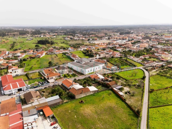 Armazém para Venda em Febres Foto 50