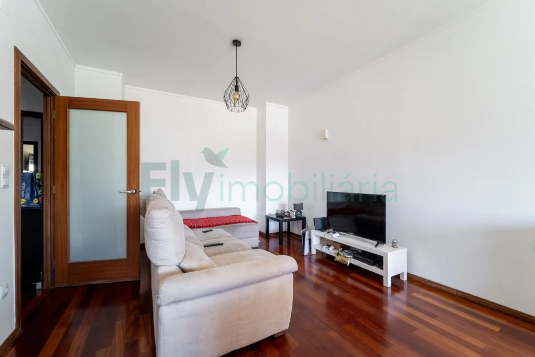 Apartamento T3 para Venda em Paranhos Foto 3