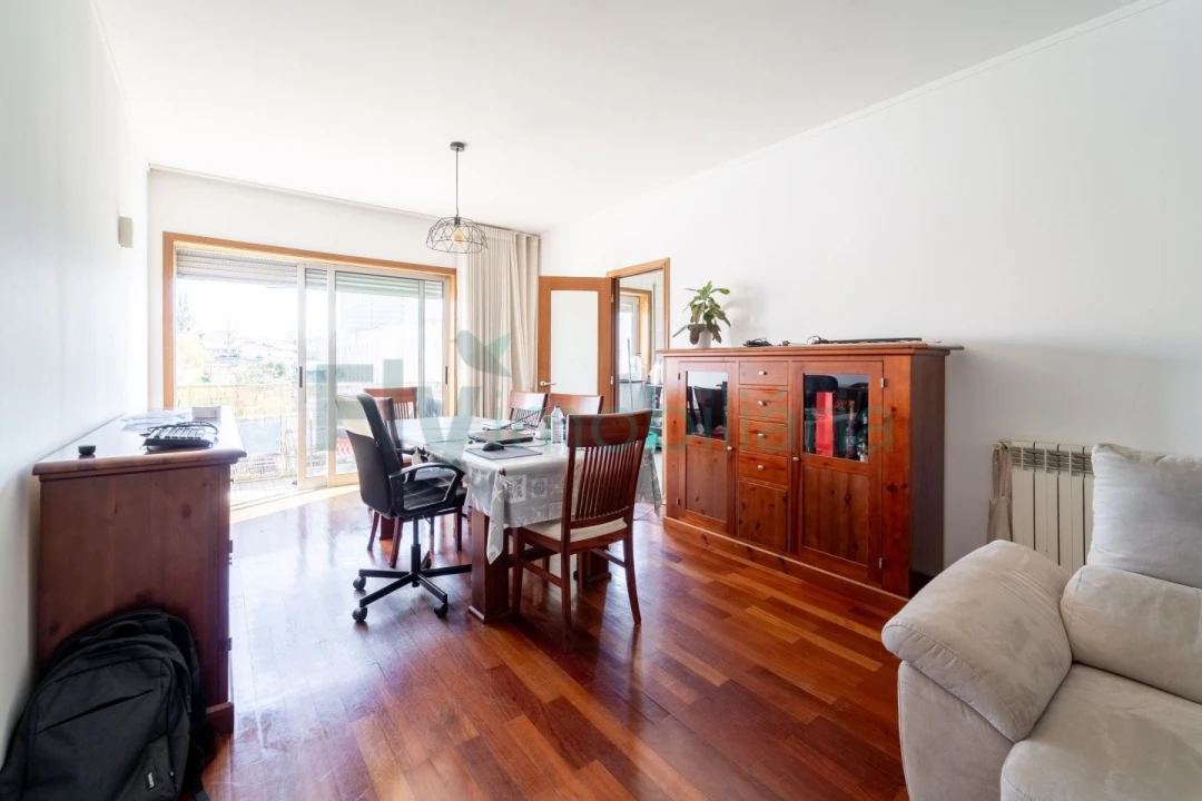 Apartamento T3 para Venda em Paranhos Foto 1