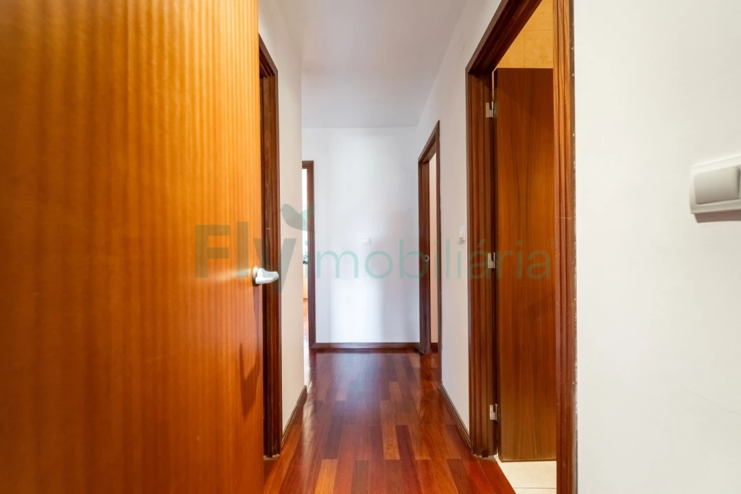 Apartamento T3 para Venda em Paranhos Foto 8
