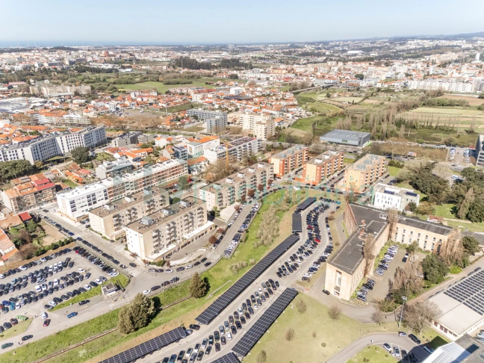 Apartamento T3 para Venda em Paranhos Foto 33