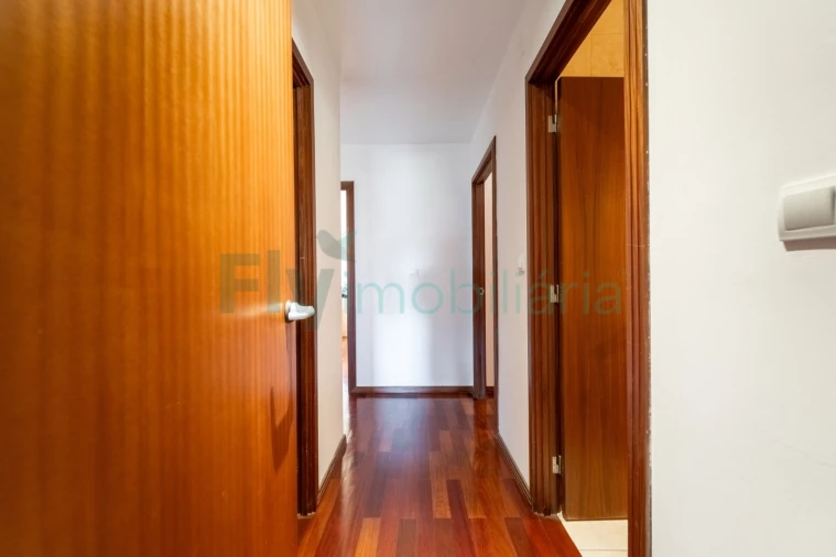 Apartamento T3 para Venda em Paranhos Foto 8