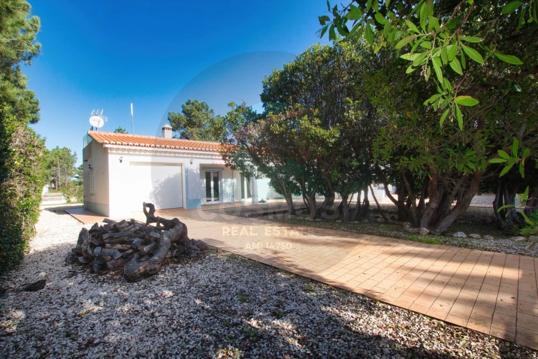 Moradia T3 para Venda em Aljezur Foto 24