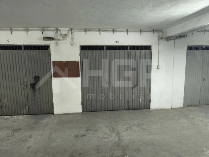 Garagem para Venda em Alto do Seixalinho, Santo André e Verderena Foto 4