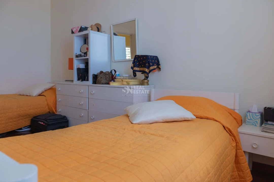 Moradia T4 para Venda em Calheta Foto 66