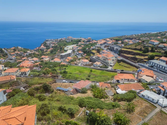 Moradia T4 para Venda em Calheta Foto 9