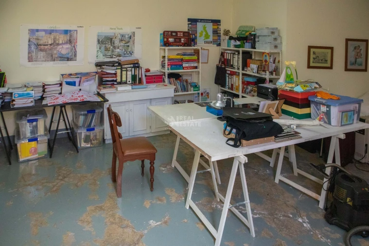 Moradia T4 para Venda em Calheta Foto 26