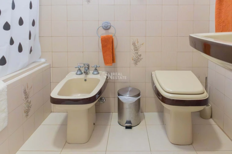 Moradia T4 para Venda em Calheta Foto 70