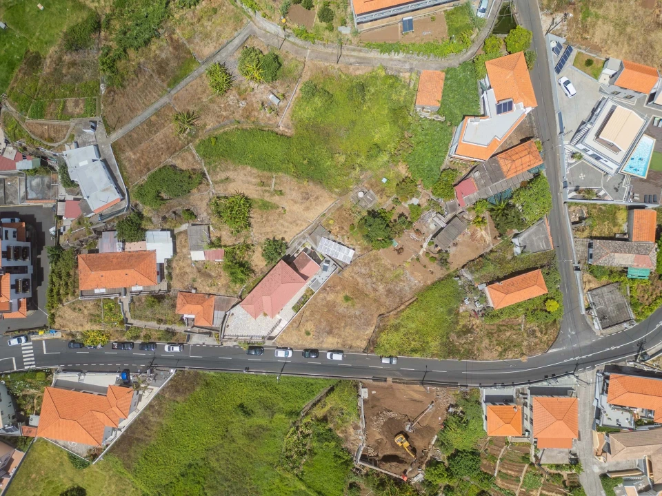 Moradia T4 para Venda em Calheta Foto 12