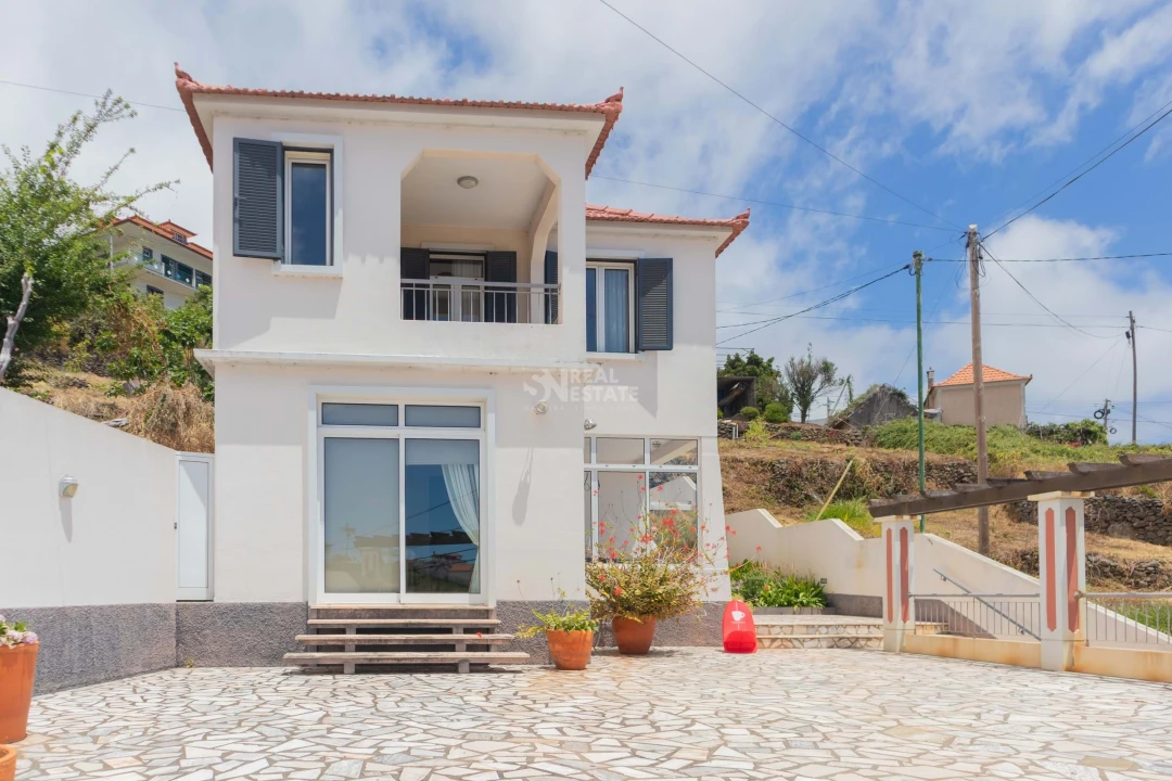 Moradia T4 para Venda em Calheta Foto 93