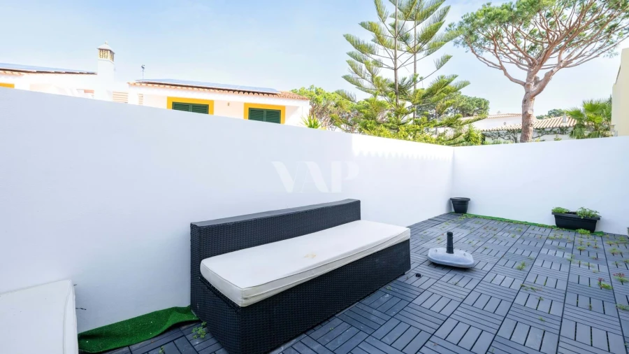 Moradia T4 para Venda em Quarteira Foto 13