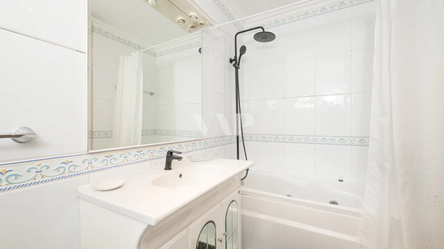 Moradia T4 para Venda em Quarteira Foto 30