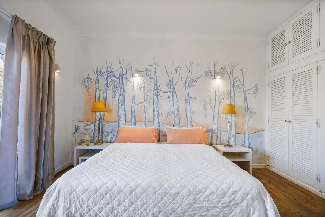 Moradia T4 para Venda em Santa Barbara de Nexe Foto 29