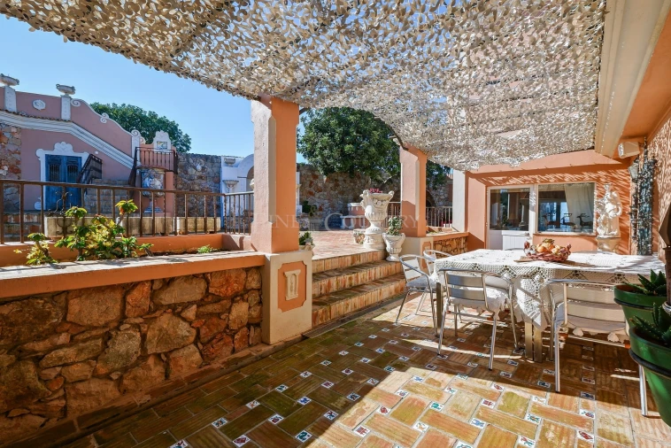 Moradia T4 para Venda em Santa Barbara de Nexe Foto 33