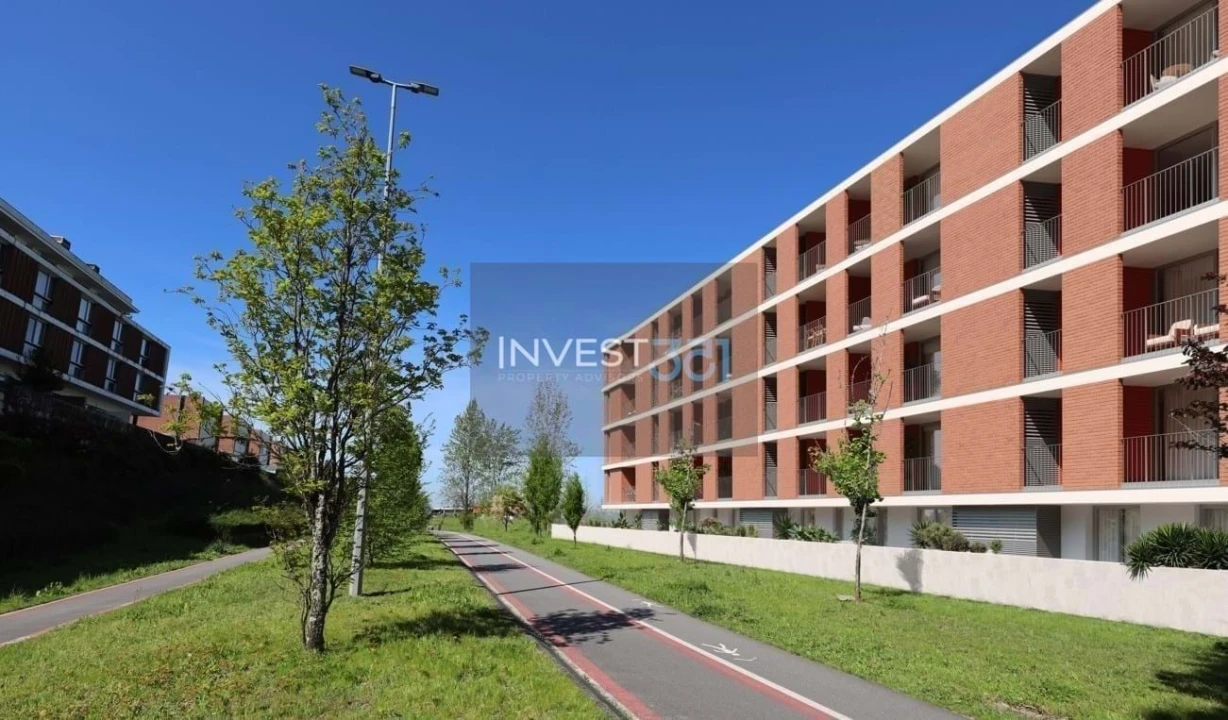 Apartamento T4 para Venda em Costa Foto 13