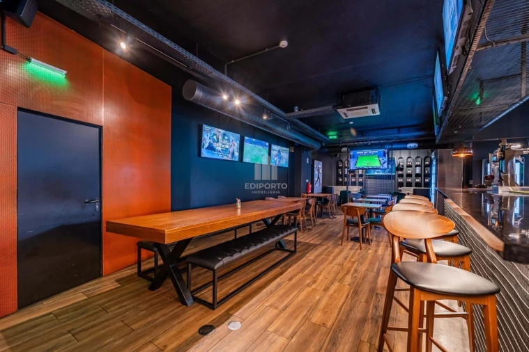 Negócio para Venda em Santa Marinha e São Pedro da Afurada Foto 9