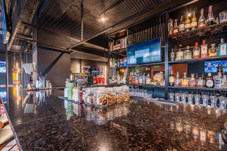 Negócio para Venda em Santa Marinha e São Pedro da Afurada Foto 15