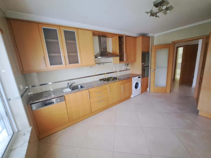 Apartamento T2 para Venda em Loule (São Clemente) Foto 1