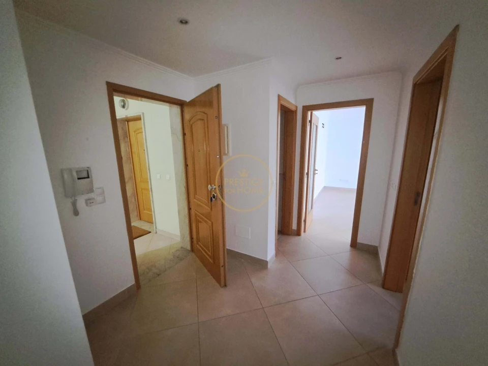 Apartamento T2 para Venda em Loule (São Clemente) Foto 7